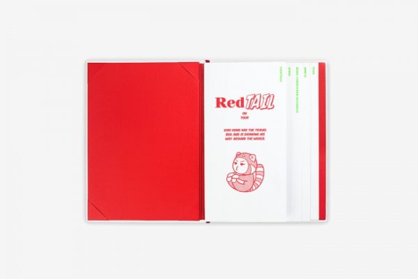 Thương hiệu RedTail thiết kế bởi Bravo Rocks và Kimiaki Yaegashi