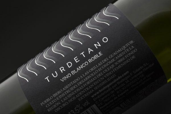 Thương hiệu Turdetano của TSMGO ( The show must go on)