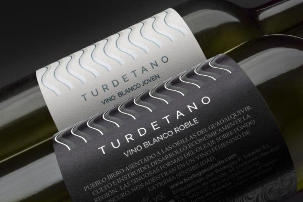 Thương hiệu Turdetano của TSMGO ( The show must go on)